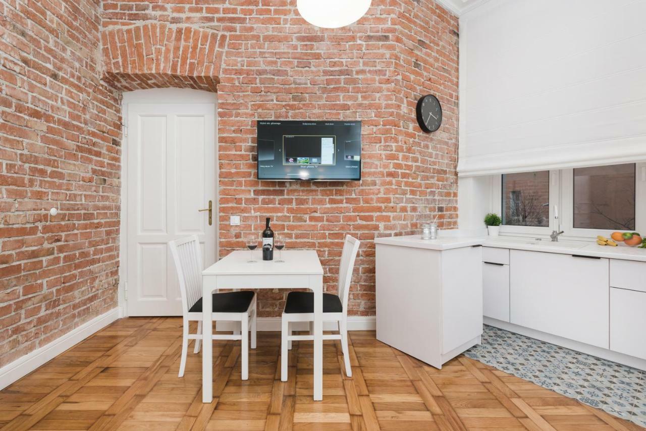 Old Time Apartments Краков Экстерьер фото